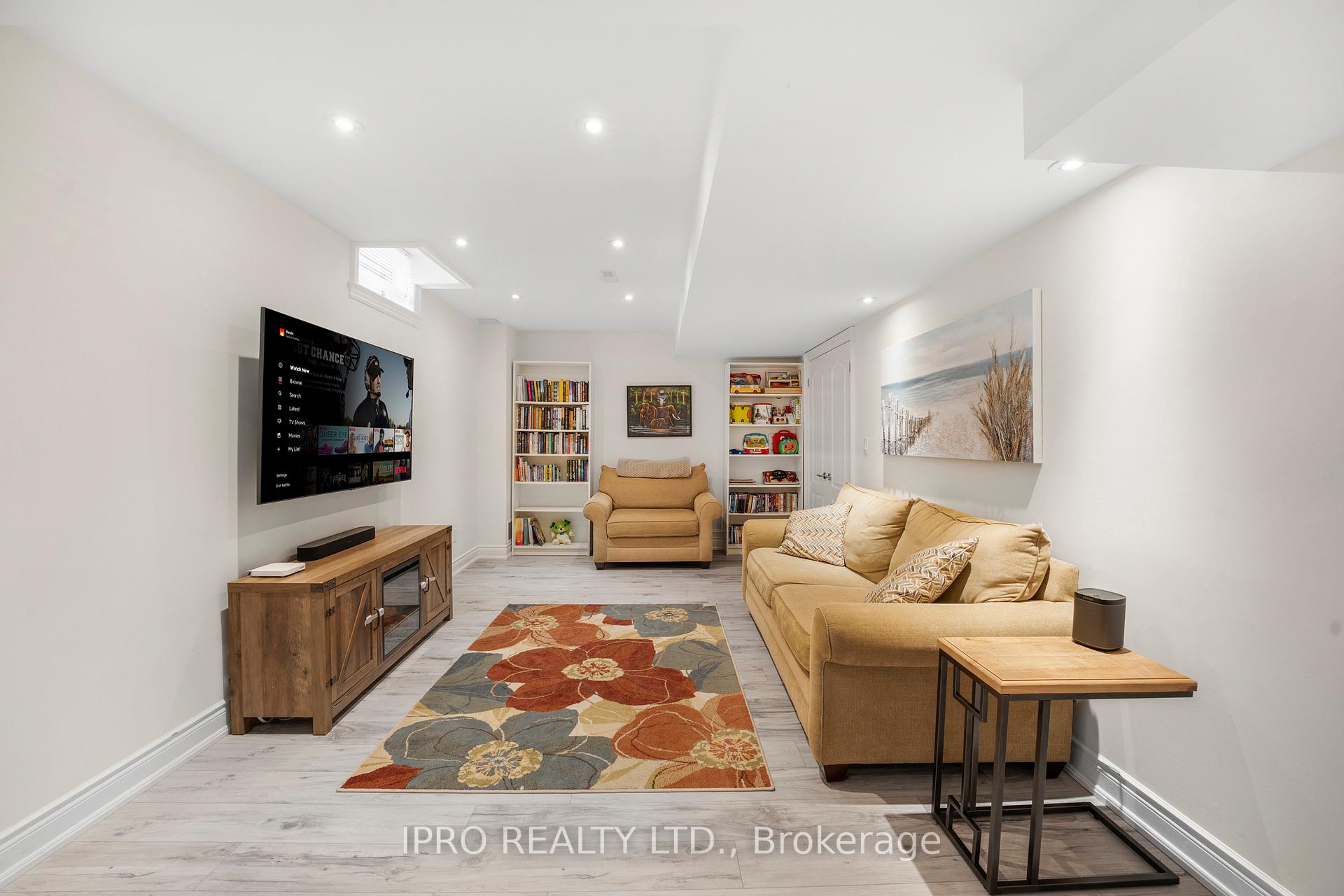 Photo 35 of 315 Malboeuf Court, Milton, Scott — HOMEH