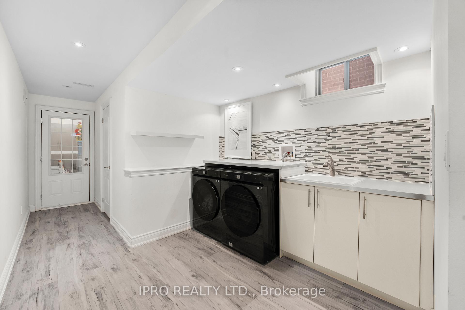 Photo 37 of 315 Malboeuf Court, Milton, Scott — HOMEH