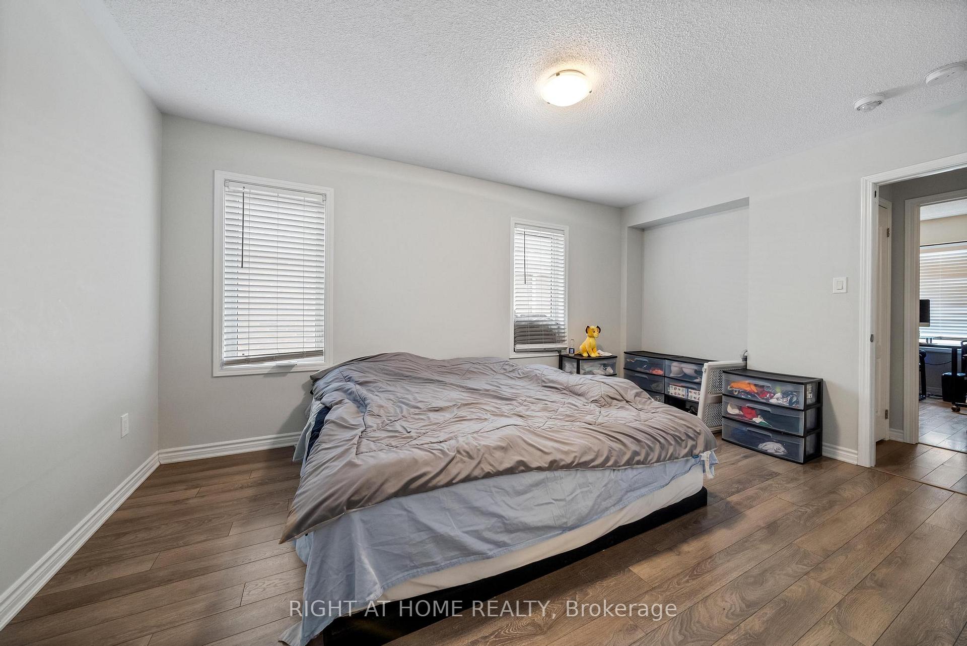 Photo 21 of 289 Casson Point, Milton, Ford — HOMEH