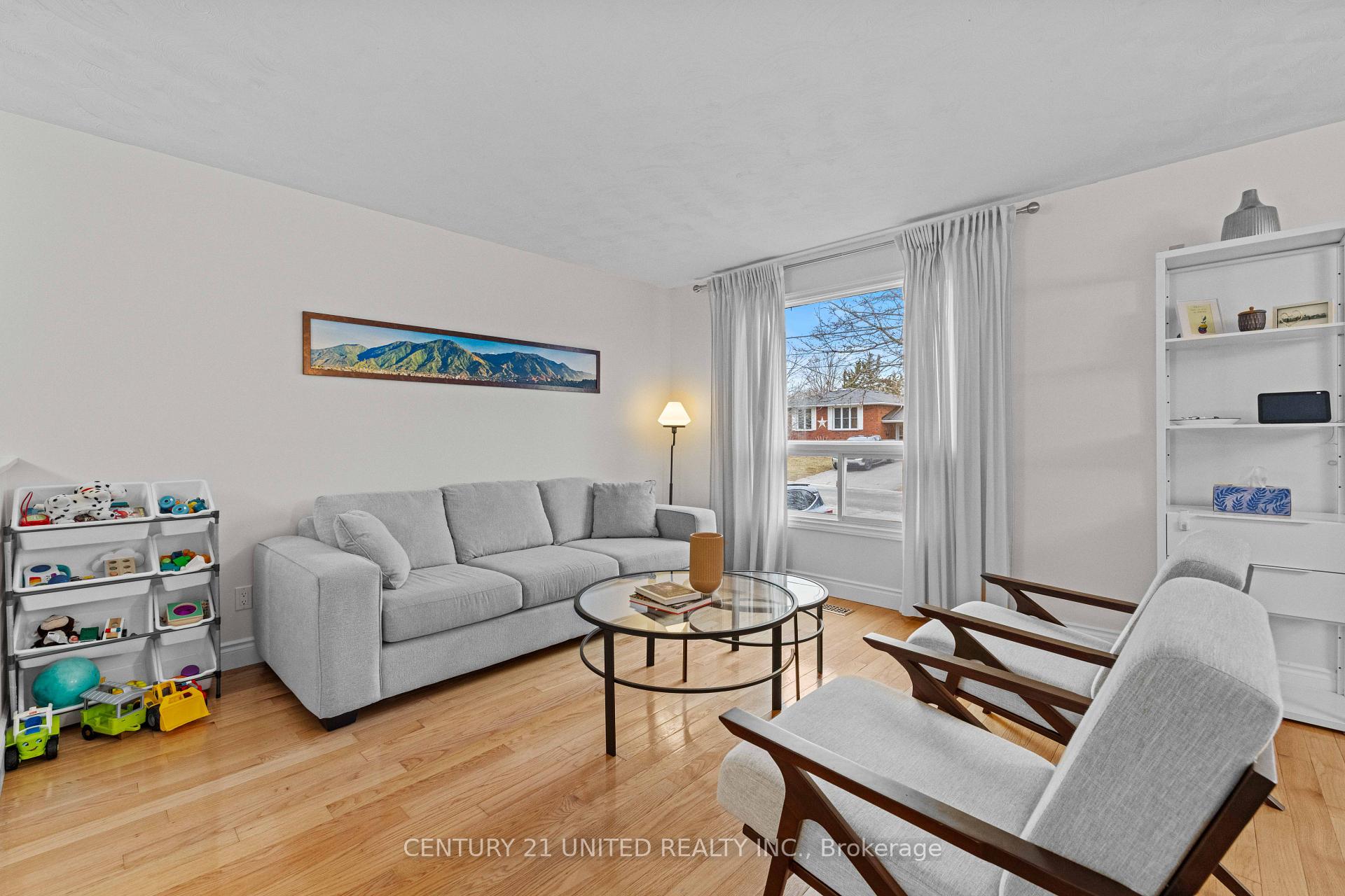 Photo 5 of 1173 Normandy Street, Peterborough, Northcrest Ward 5 — HOMEH