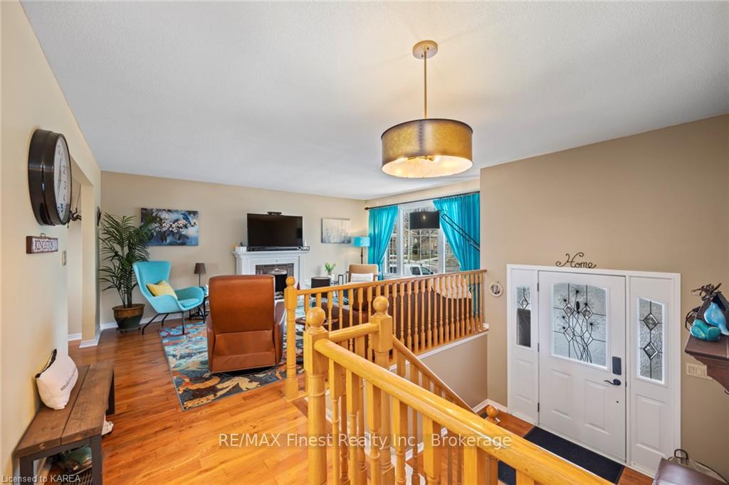 Photo 7 of 1146 Lancaster Drive, Kingston, North of Taylor-Kidd Blvd — HOMEH