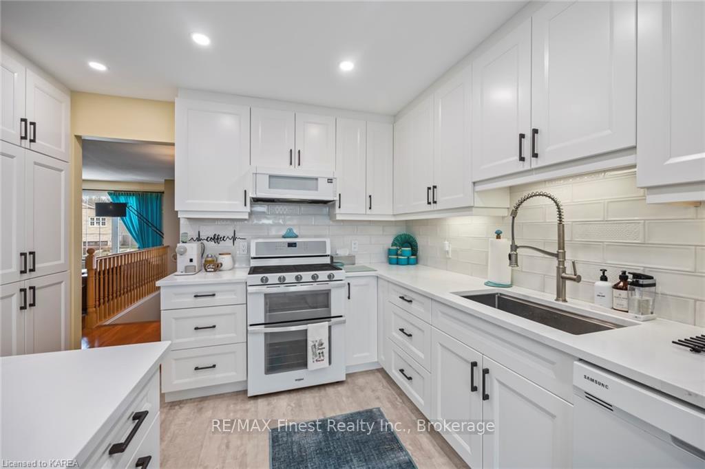 Photo 14 of 1146 Lancaster Drive, Kingston, North of Taylor-Kidd Blvd — HOMEH