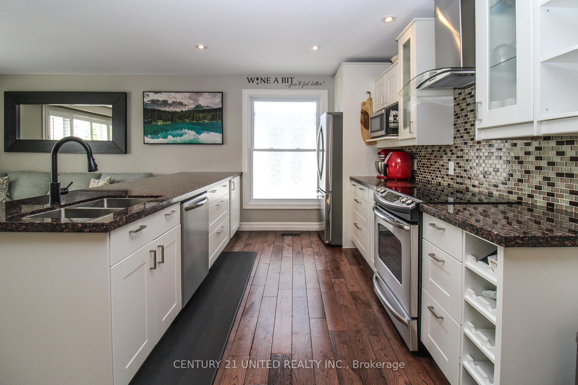 Photo 12 of 2046 Meadowview Road, Peterborough, Ashburnham Ward 4 — HOMEH