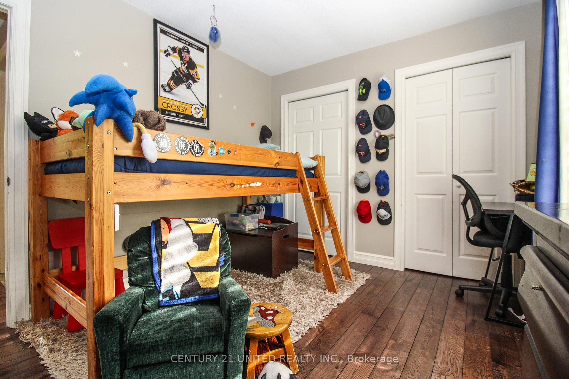 Photo 24 of 2046 Meadowview Road, Peterborough, Ashburnham Ward 4 — HOMEH