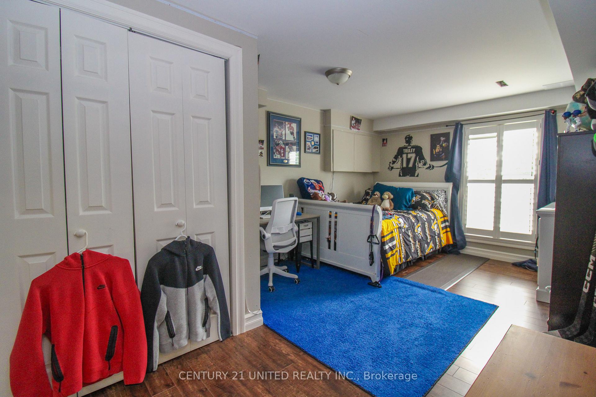 Photo 29 of 2046 Meadowview Road, Peterborough, Ashburnham Ward 4 — HOMEH