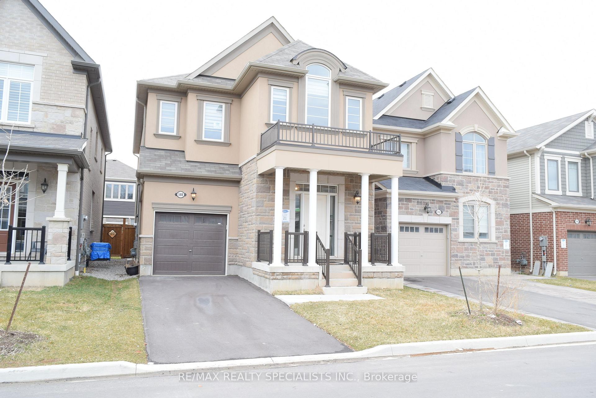 Photo 3 of 588 Juneberry Court, Milton, Cobban — HOMEH