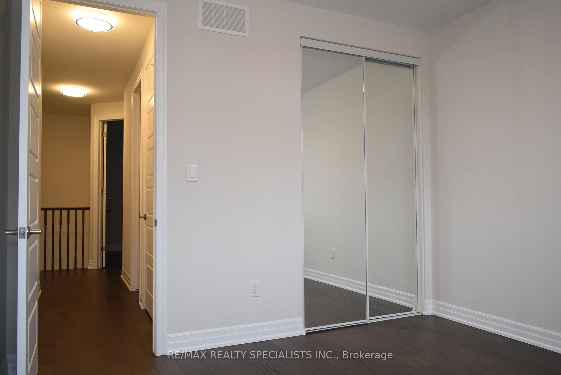 Photo 34 of 588 Juneberry Court, Milton, Cobban — HOMEH