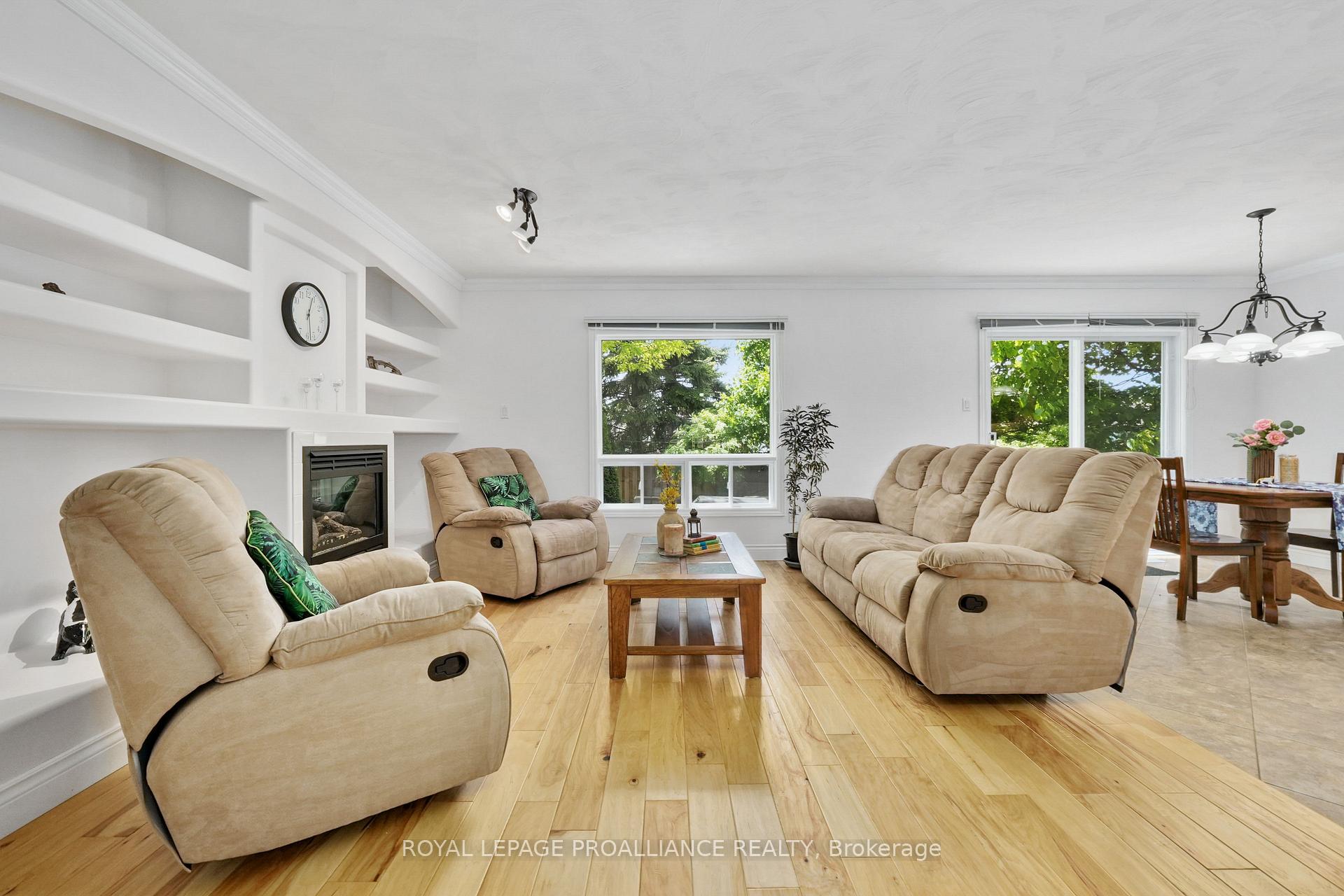 Photo 25 of 3 Sanderson Court, Peterborough, Northcrest Ward 5 — HOMEH
