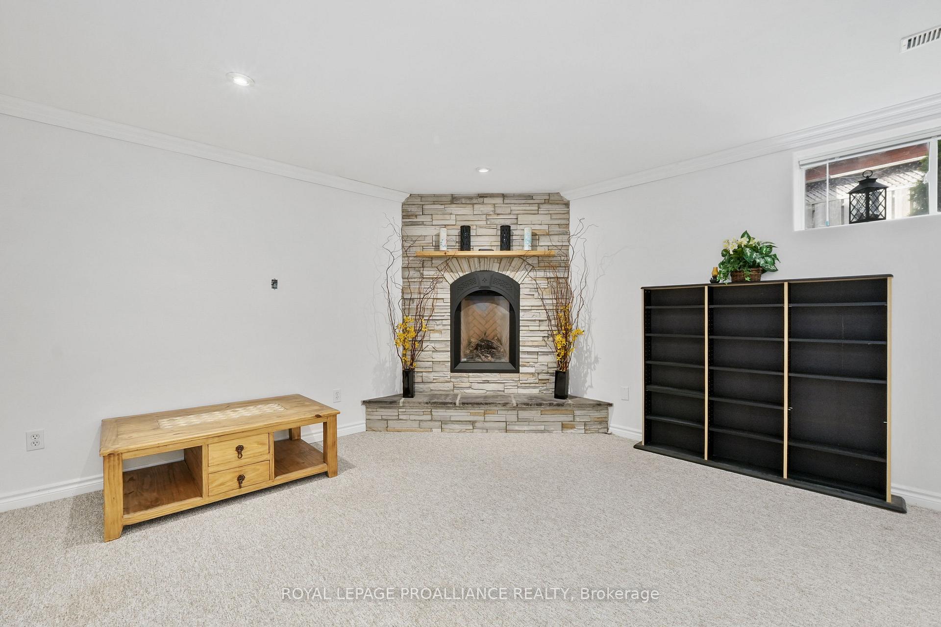 Photo 32 of 3 Sanderson Court, Peterborough, Northcrest Ward 5 — HOMEH