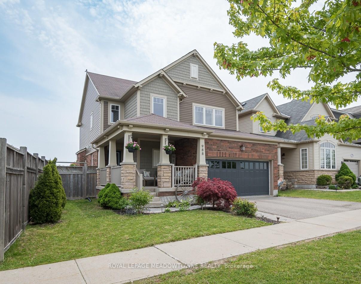Photo 2 of 988 Clark Boulevard, Milton, Coates — HOMEH