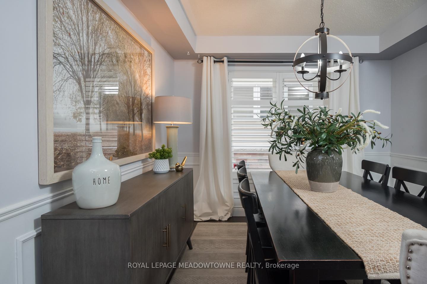 Photo 9 of 988 Clark Boulevard, Milton, Coates — HOMEH