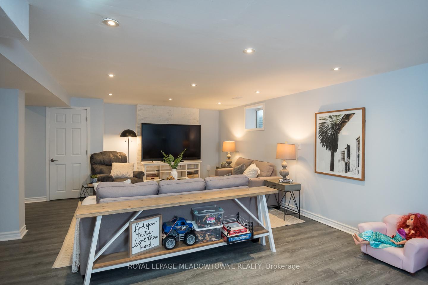 Photo 37 of 988 Clark Boulevard, Milton, Coates — HOMEH