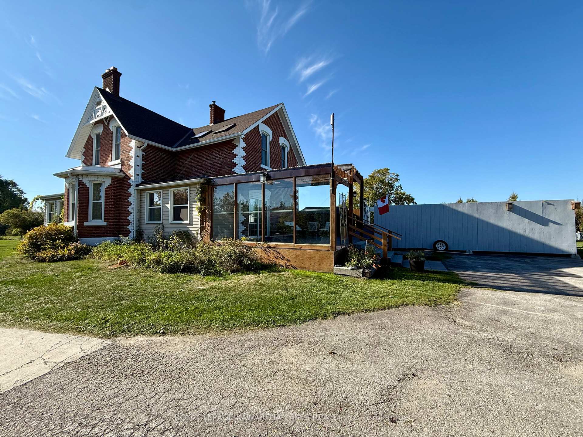 Photo 2 of 21275 Sideroad 17 Side Road, Brock, Rural Brock — HOMEH