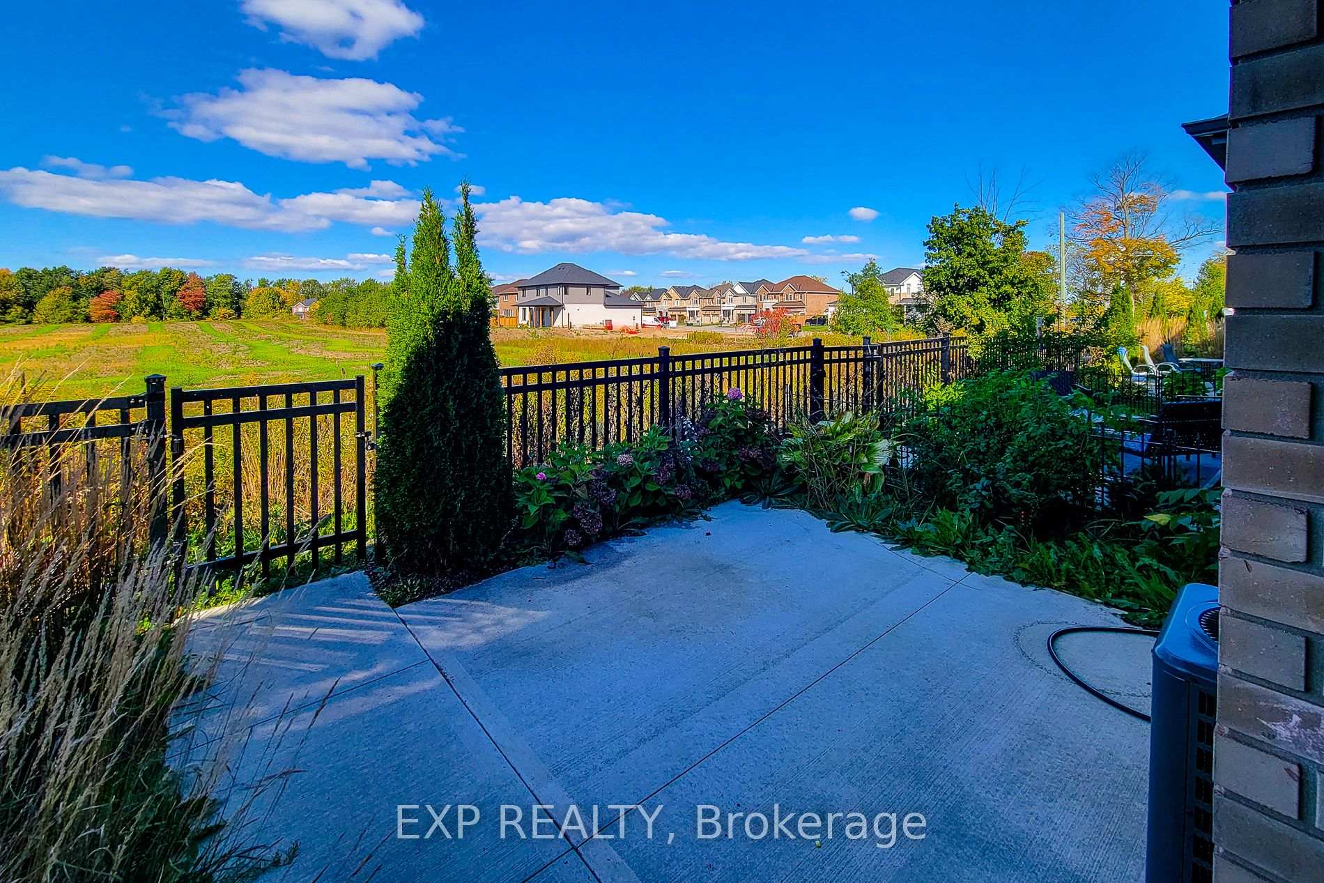 Photo 11 of Unit 7, 29 Schuyler Street, Brant, Paris — HOMEH