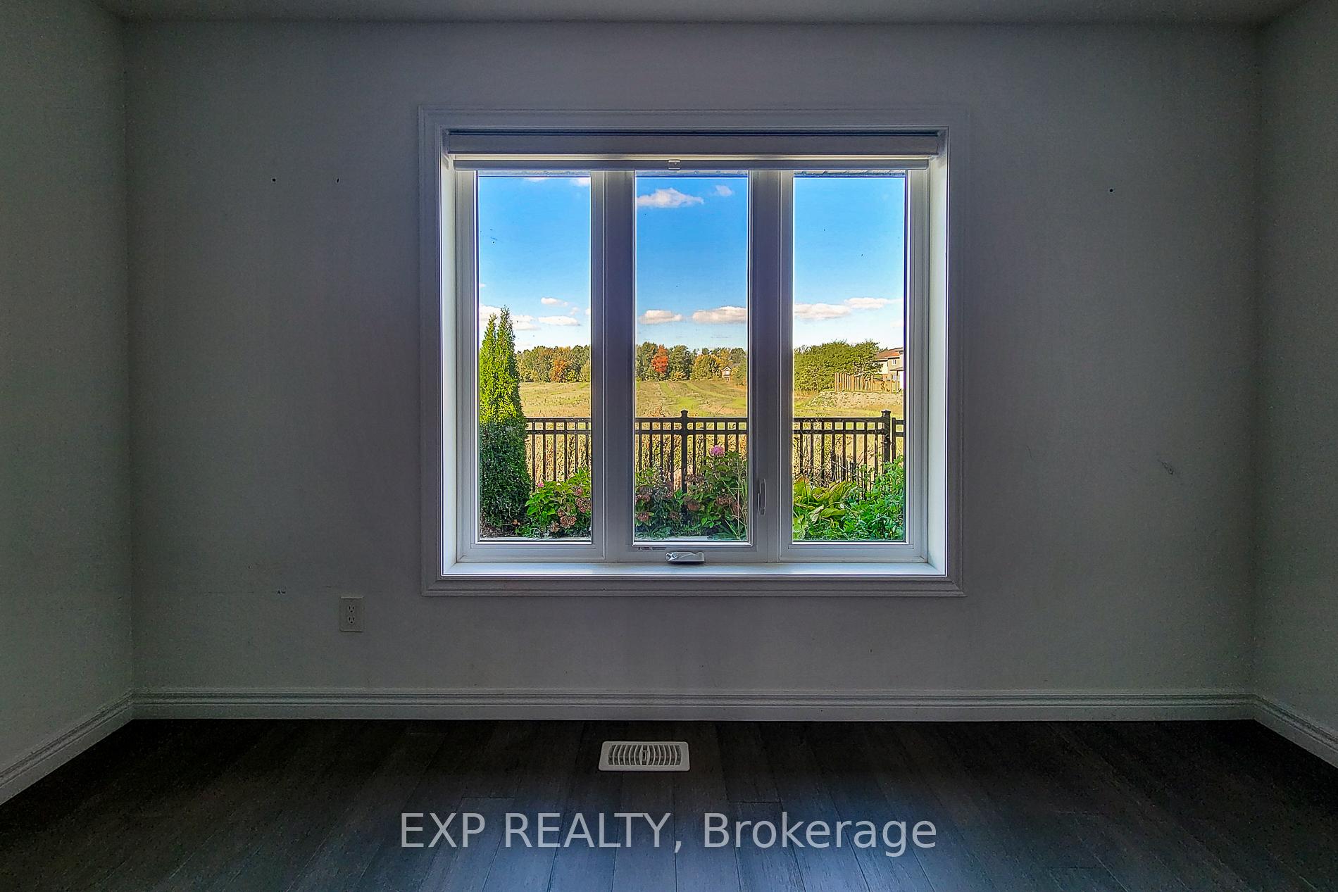 Photo 18 of Unit 7, 29 Schuyler Street, Brant, Paris — HOMEH