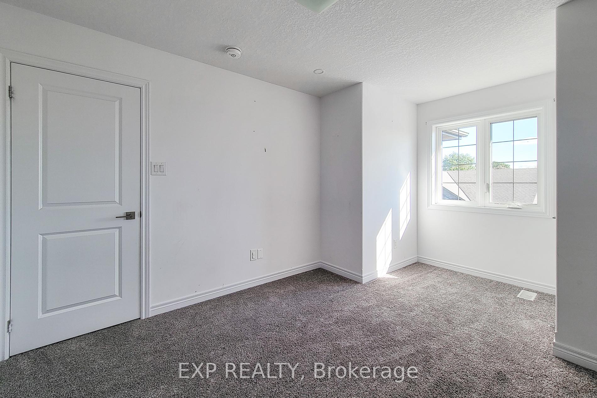 Photo 39 of Unit 7, 29 Schuyler Street, Brant, Paris — HOMEH