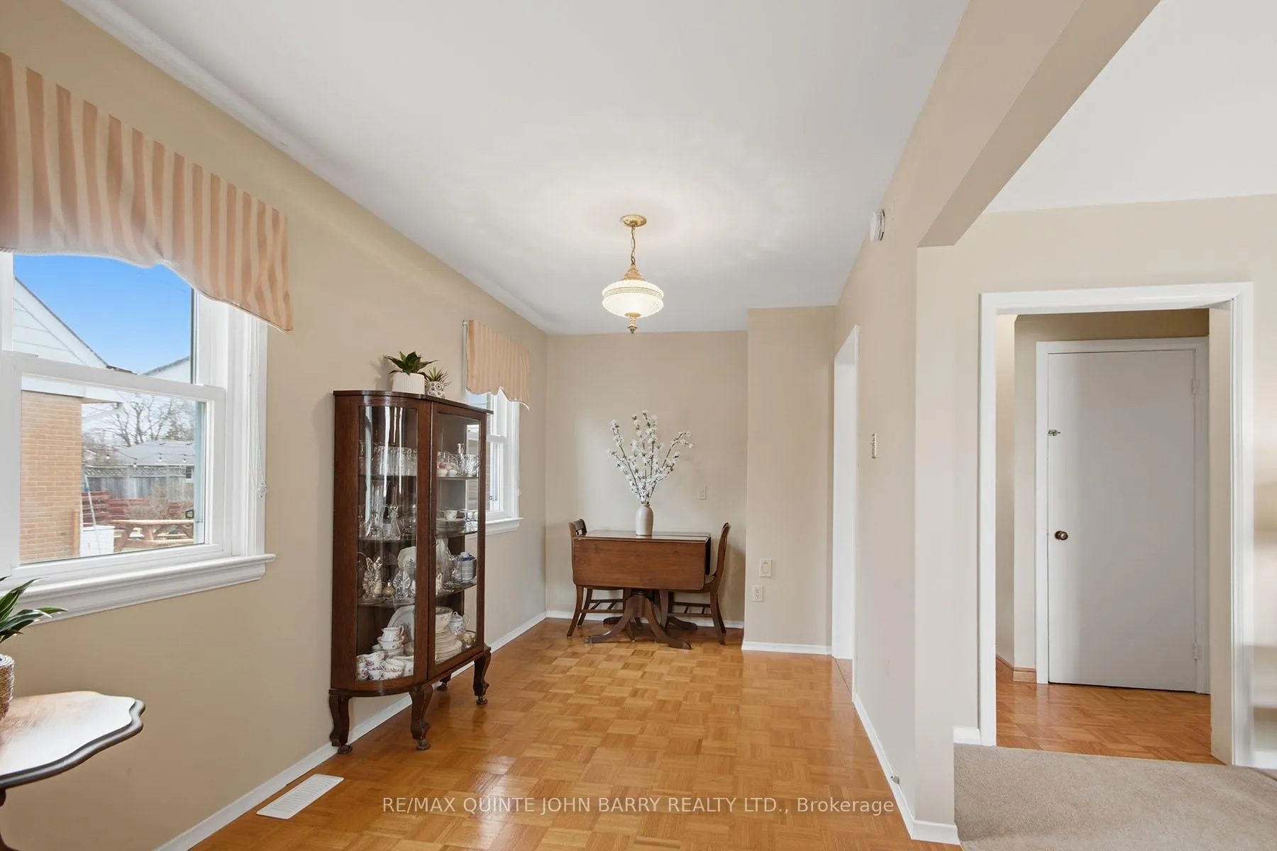 Photo 6 of 35 Fourth Avenue, Quinte West, Trenton Ward — HOMEH