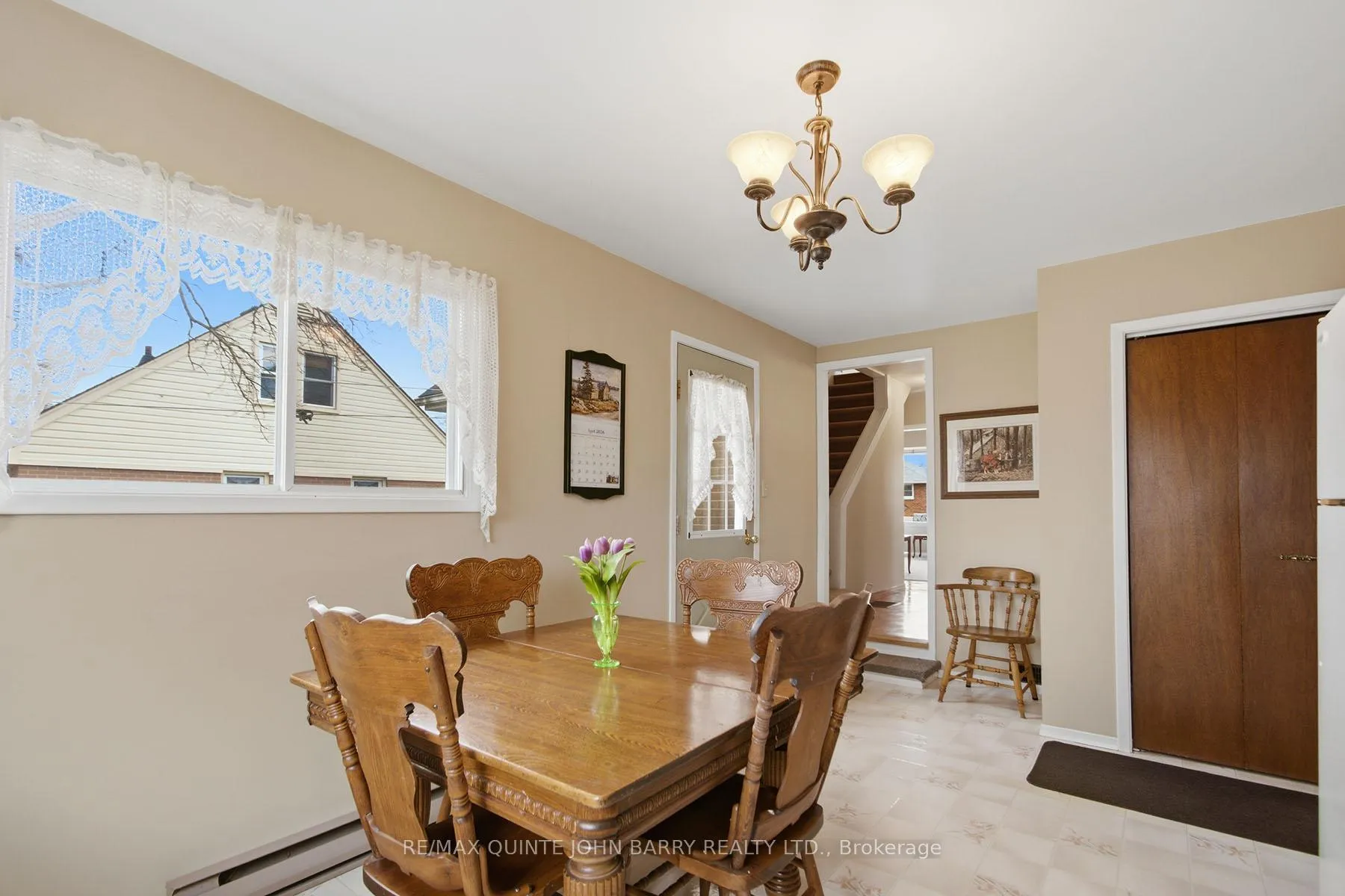 Photo 13 of 35 Fourth Avenue, Quinte West, Trenton Ward — HOMEH