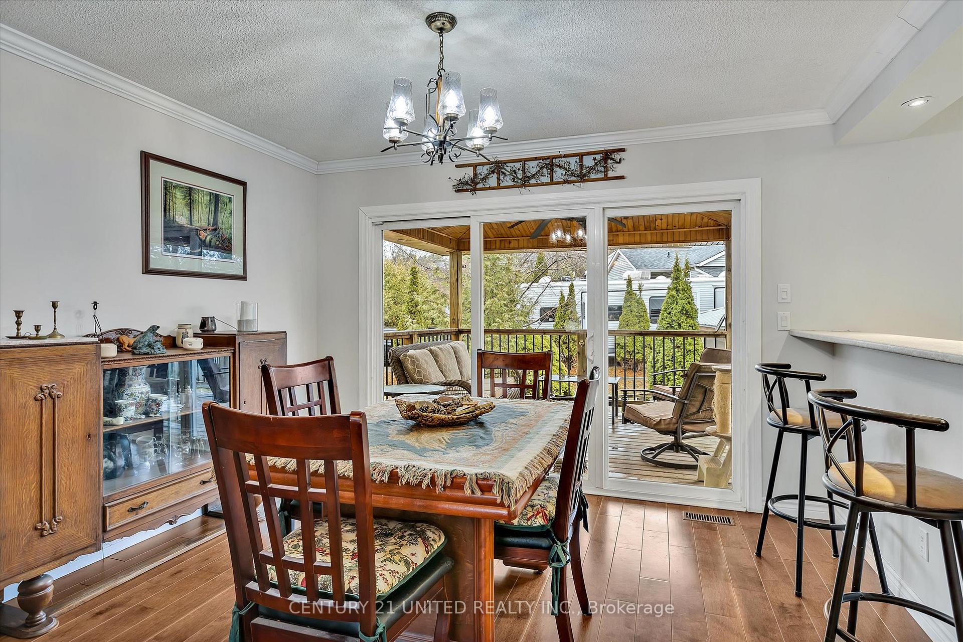 Photo 12 of 686 Corrigan Crescent, Peterborough, Ashburnham Ward 4 — HOMEH