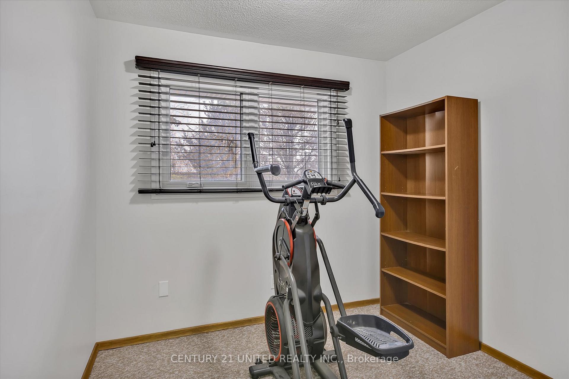 Photo 24 of 686 Corrigan Crescent, Peterborough, Ashburnham Ward 4 — HOMEH