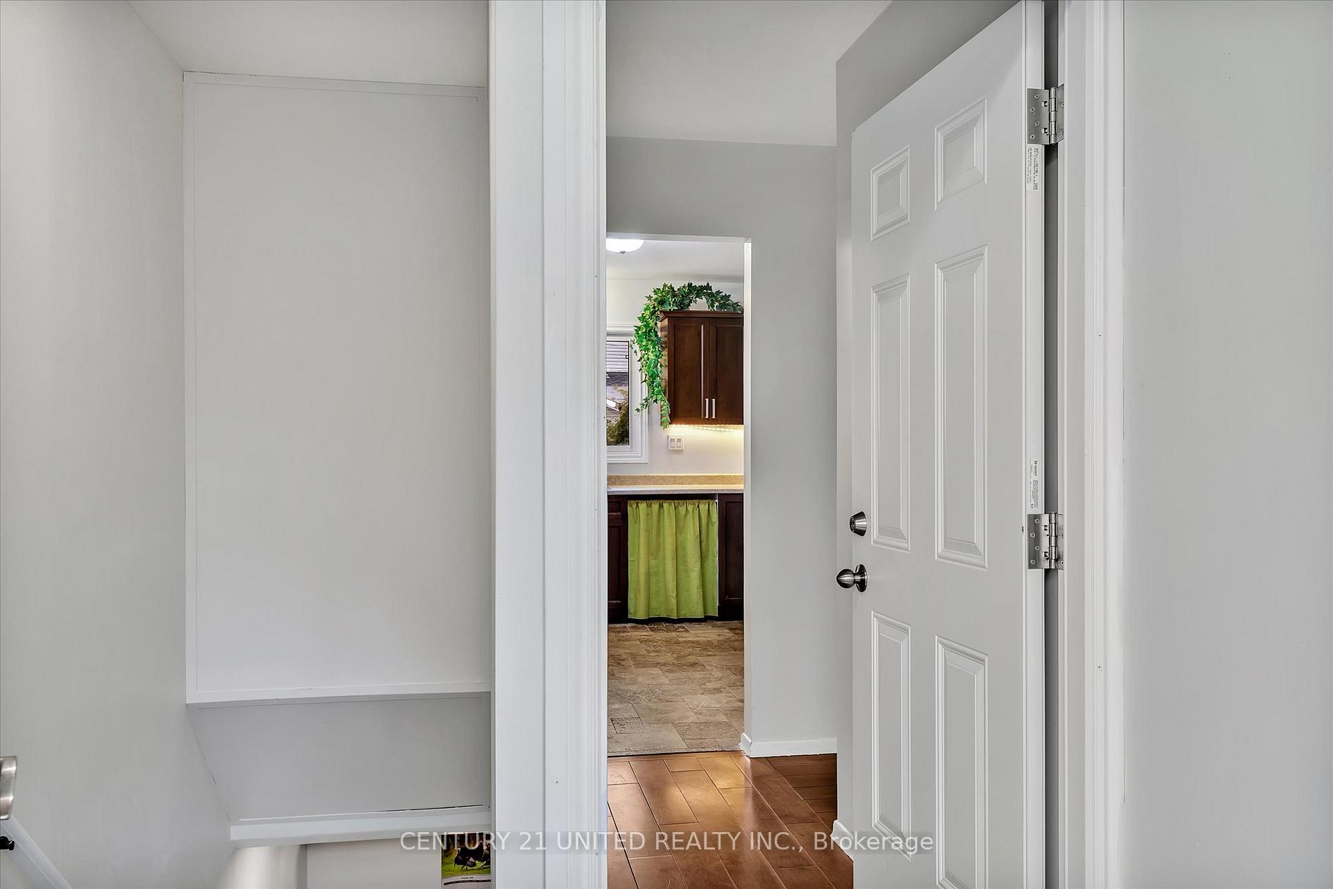 Photo 25 of 686 Corrigan Crescent, Peterborough, Ashburnham Ward 4 — HOMEH