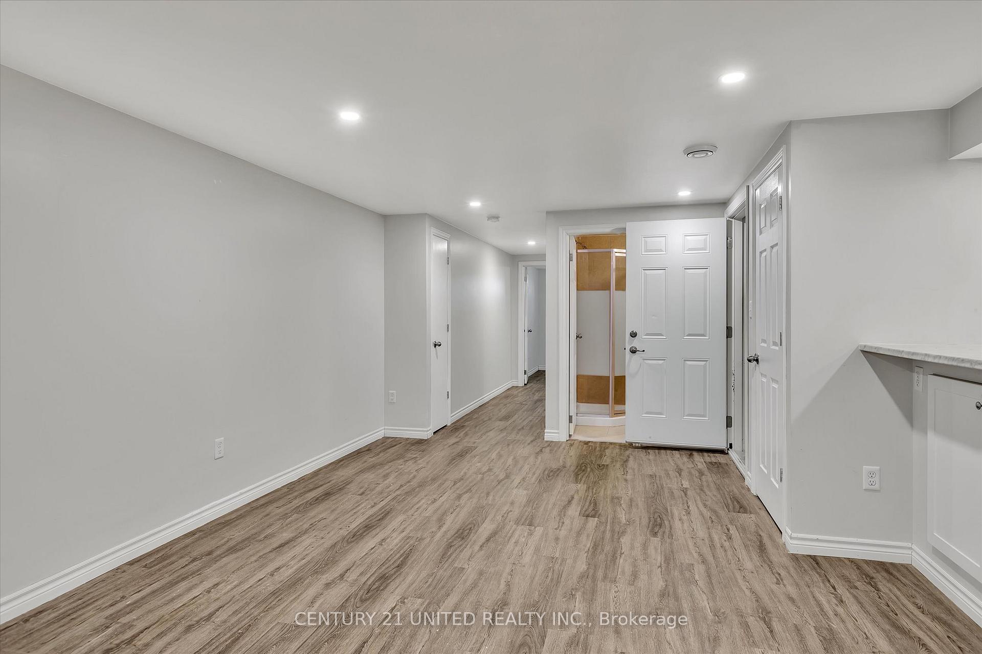 Photo 34 of 686 Corrigan Crescent, Peterborough, Ashburnham Ward 4 — HOMEH