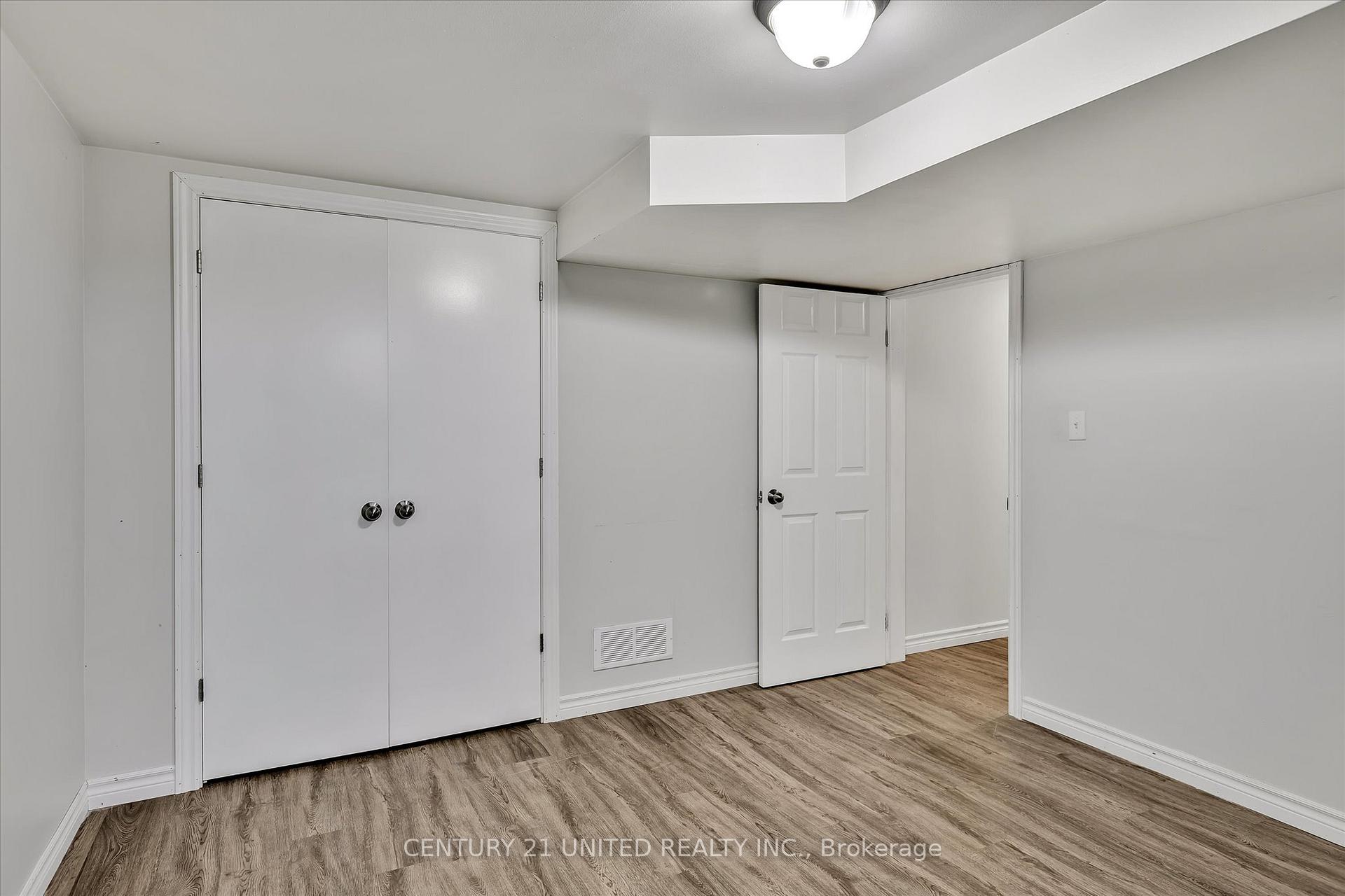 Photo 40 of 686 Corrigan Crescent, Peterborough, Ashburnham Ward 4 — HOMEH