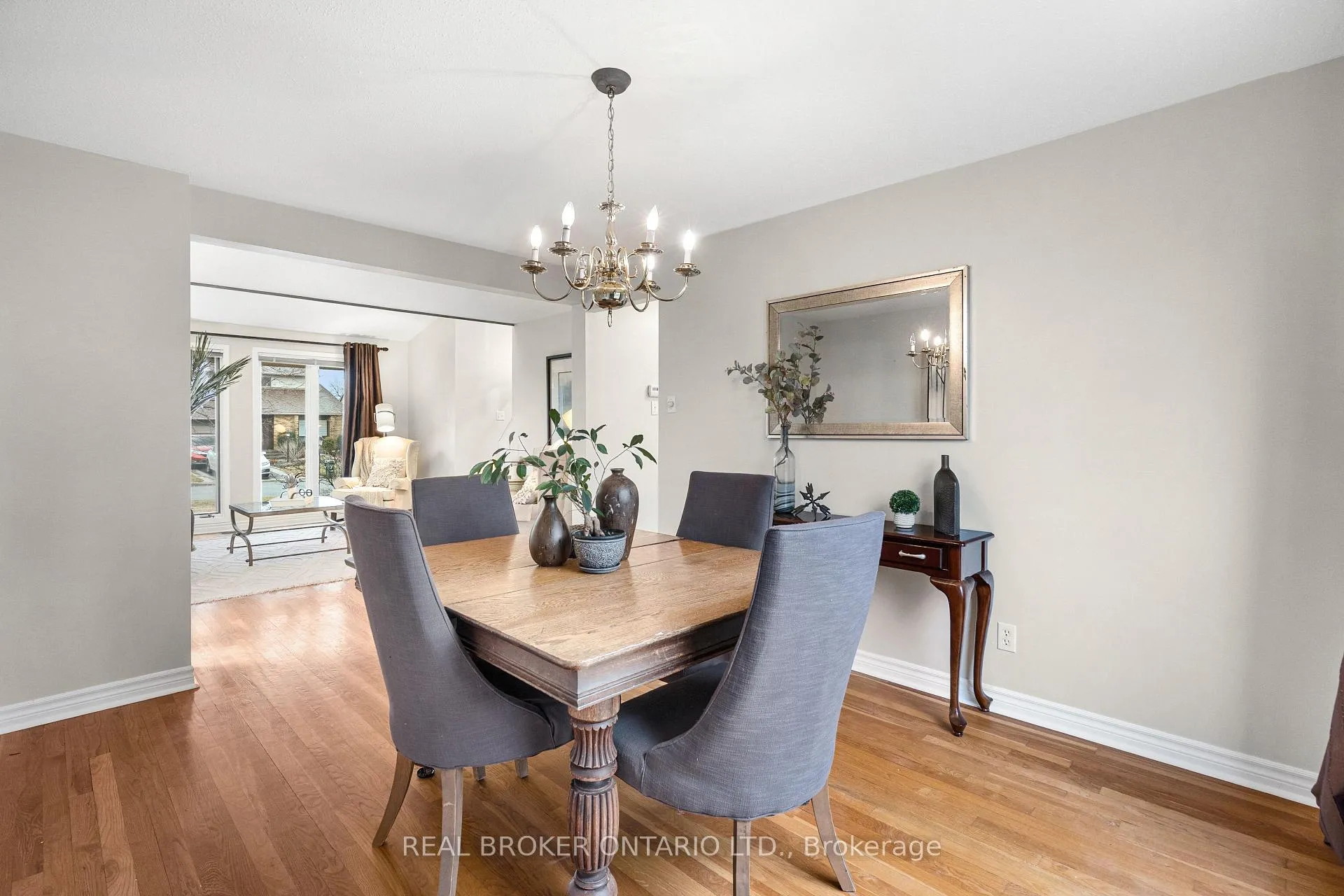 Photo 16 of 11 Melville Drive, Ottawa, Barrhaven - Pheasant Run — HOMEH