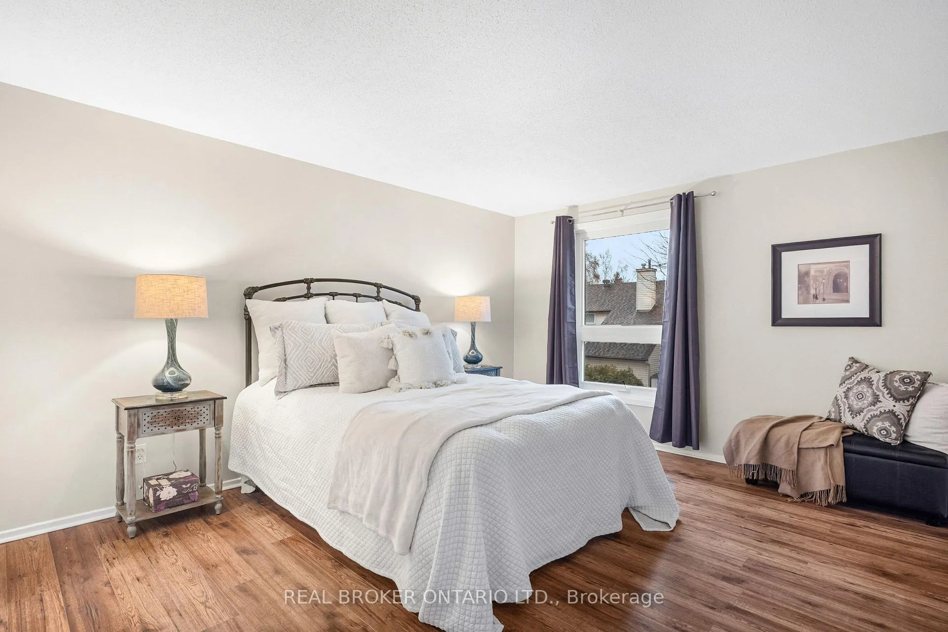 Photo 30 of 11 Melville Drive, Ottawa, Barrhaven - Pheasant Run — HOMEH