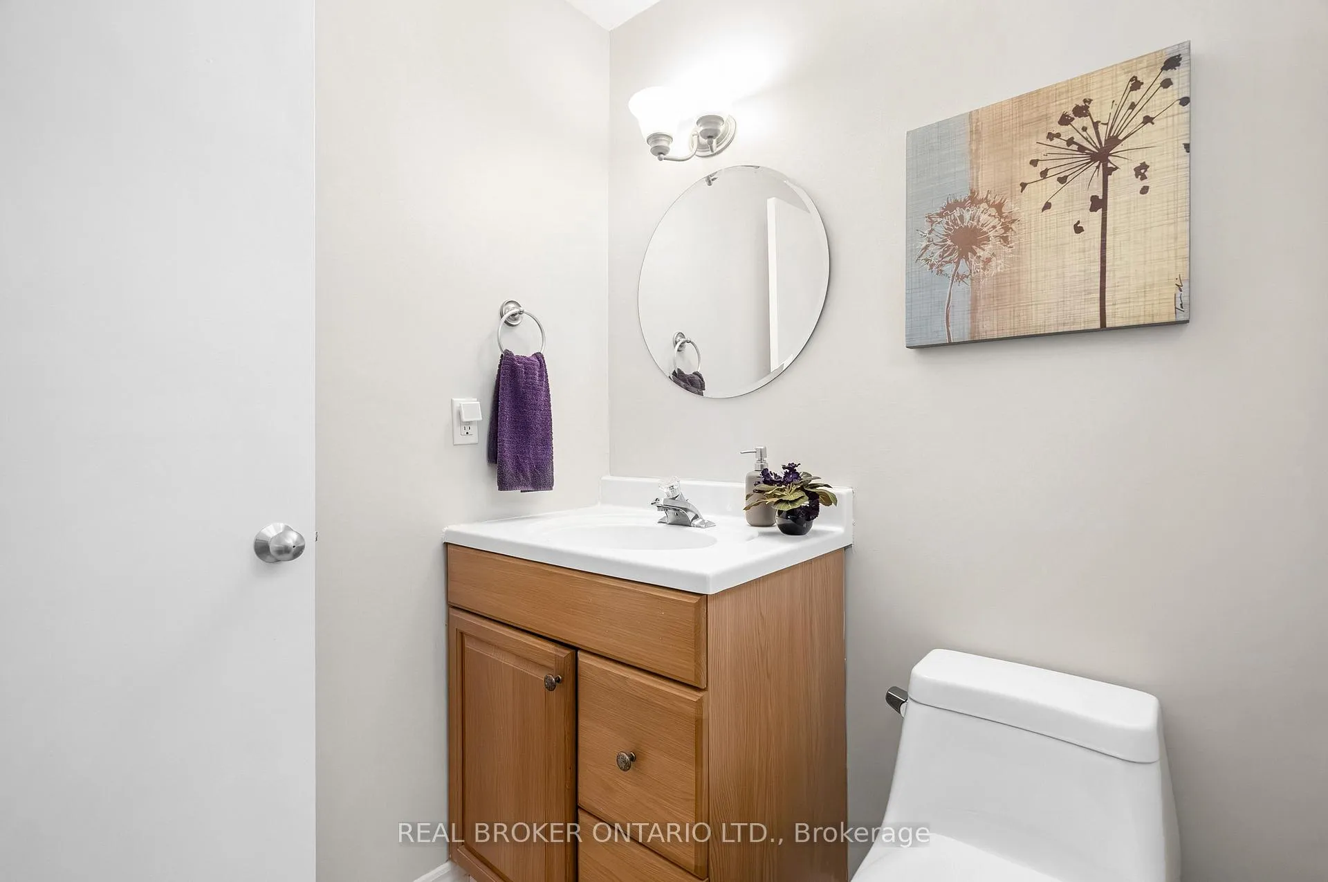 Photo 32 of 11 Melville Drive, Ottawa, Barrhaven - Pheasant Run — HOMEH