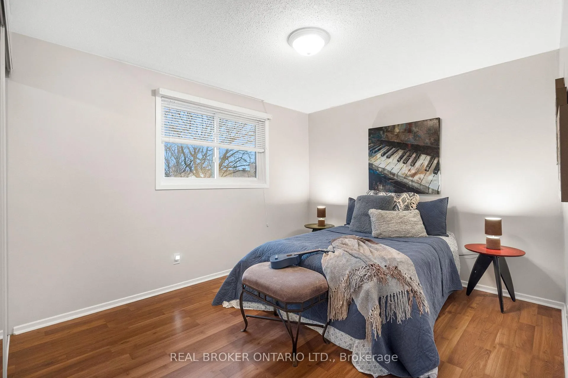Photo 35 of 11 Melville Drive, Ottawa, Barrhaven - Pheasant Run — HOMEH