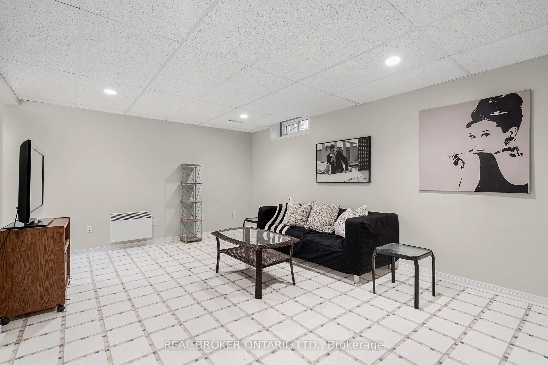 Photo 37 of 11 Melville Drive, Ottawa, Barrhaven - Pheasant Run — HOMEH