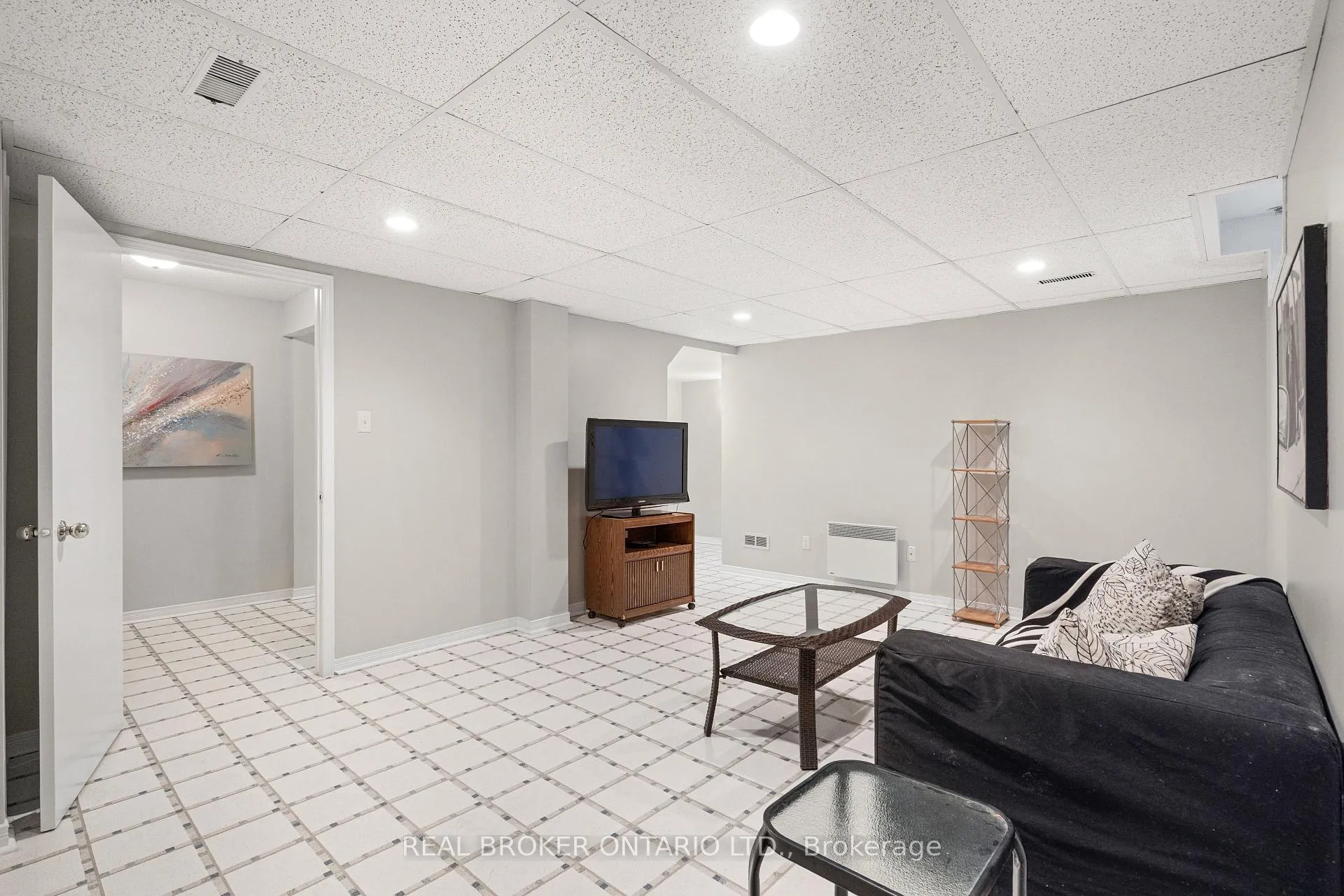 Photo 38 of 11 Melville Drive, Ottawa, Barrhaven - Pheasant Run — HOMEH