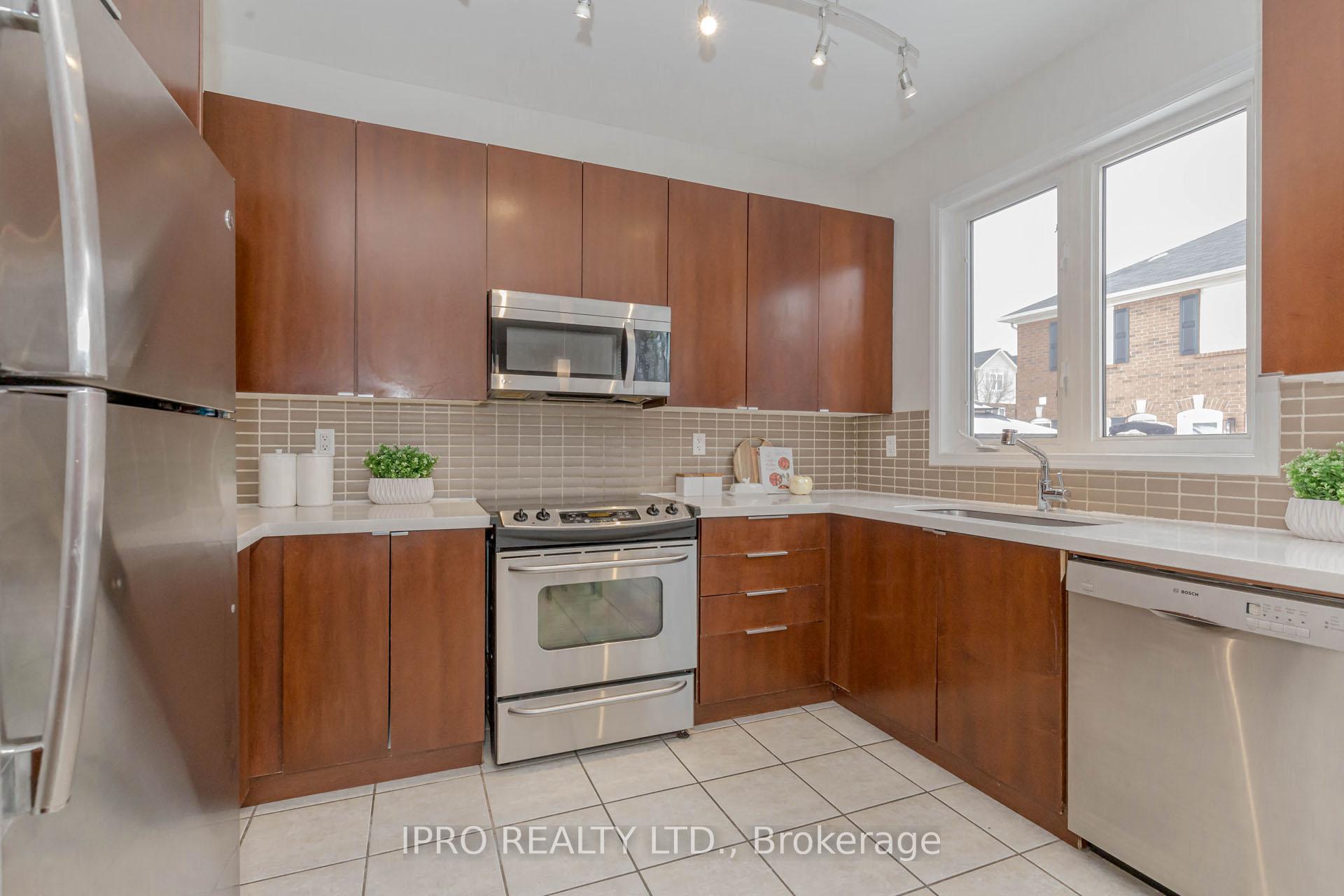 Photo 14 of 185 Mcdougall Cross, Milton, Harrison — HOMEH