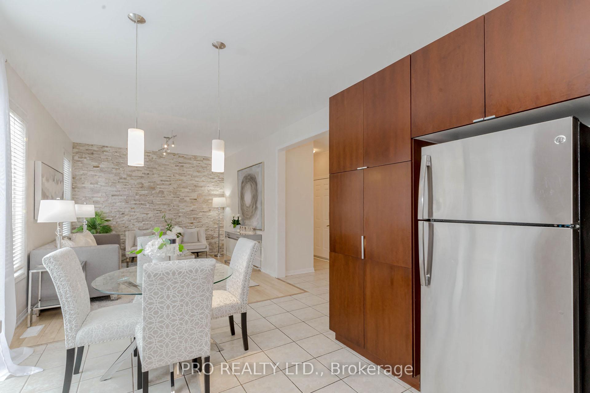Photo 16 of 185 Mcdougall Cross, Milton, Harrison — HOMEH