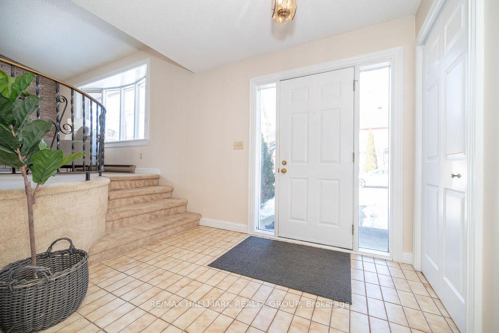 Photo 3 of 102 Ottawa Street, Arnprior — HOMEH