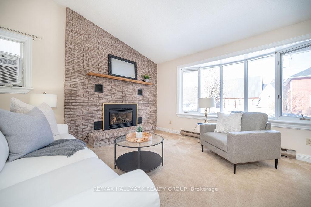Photo 6 of 102 Ottawa Street, Arnprior — HOMEH