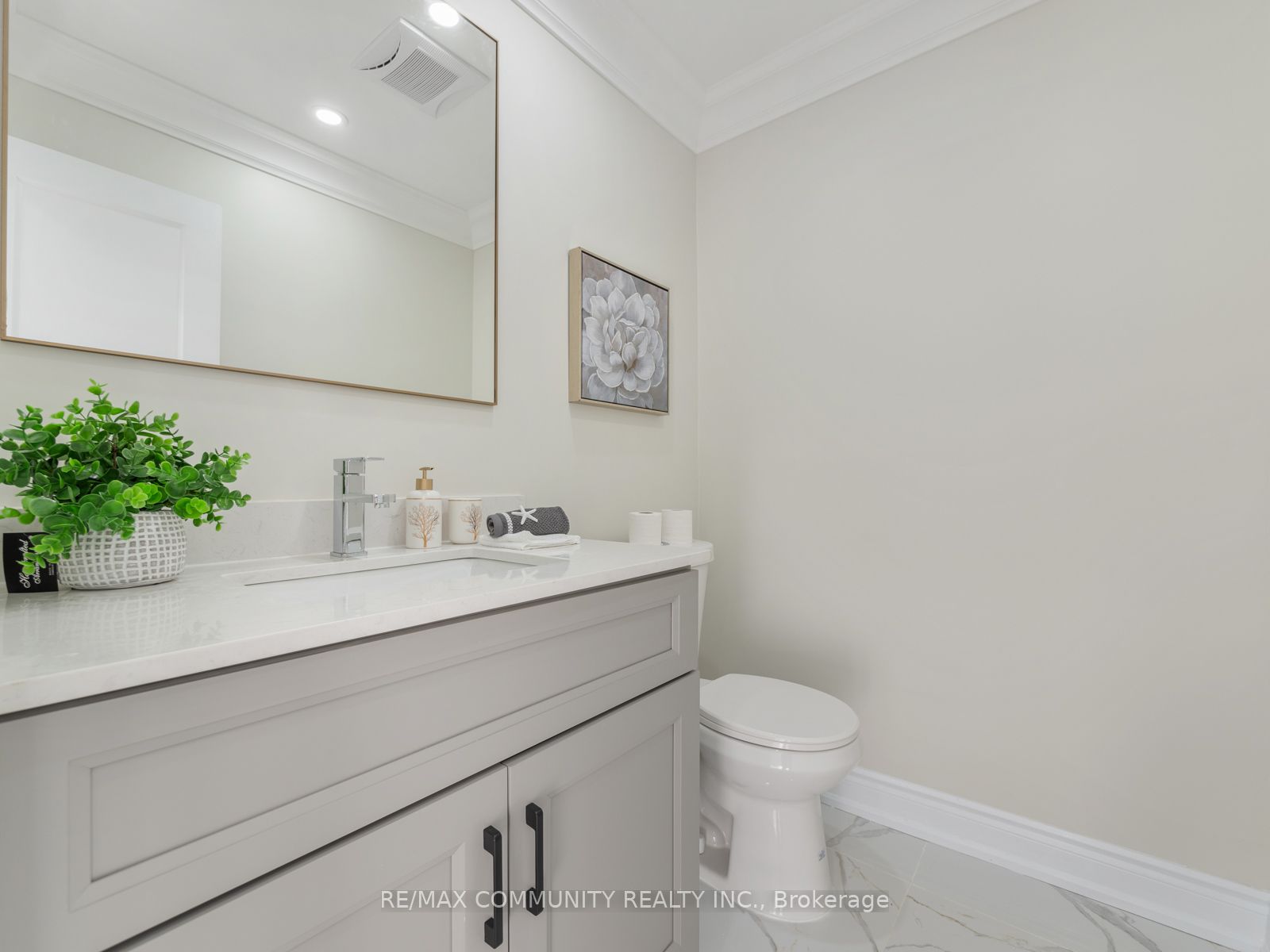 Photo 57 of 542 McLeod Crescent, Pickering, Rosebank — HOMEH