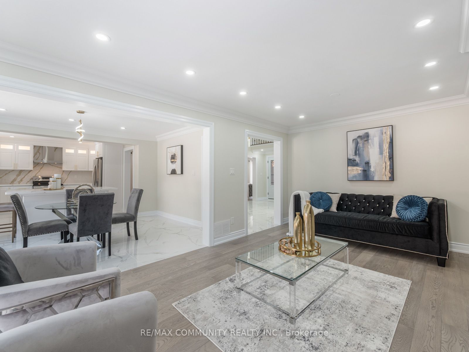 Photo 55 of 542 McLeod Crescent, Pickering, Rosebank — HOMEH