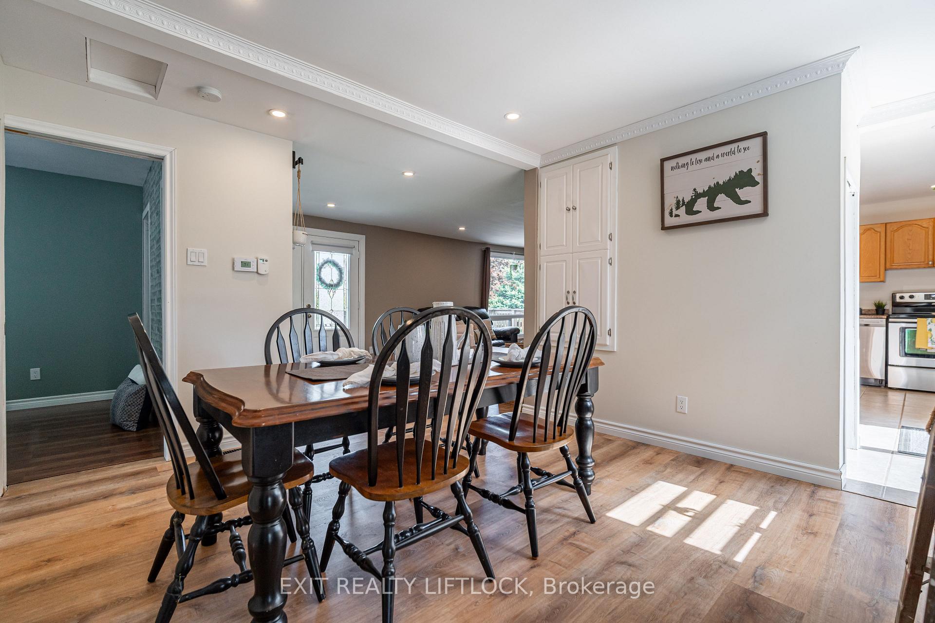 Photo 8 of 925 Ford Street, Peterborough, Otonabee Ward 1 — HOMEH