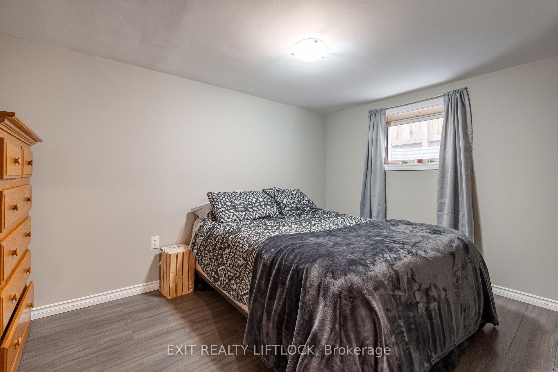 Photo 18 of 925 Ford Street, Peterborough, Otonabee Ward 1 — HOMEH
