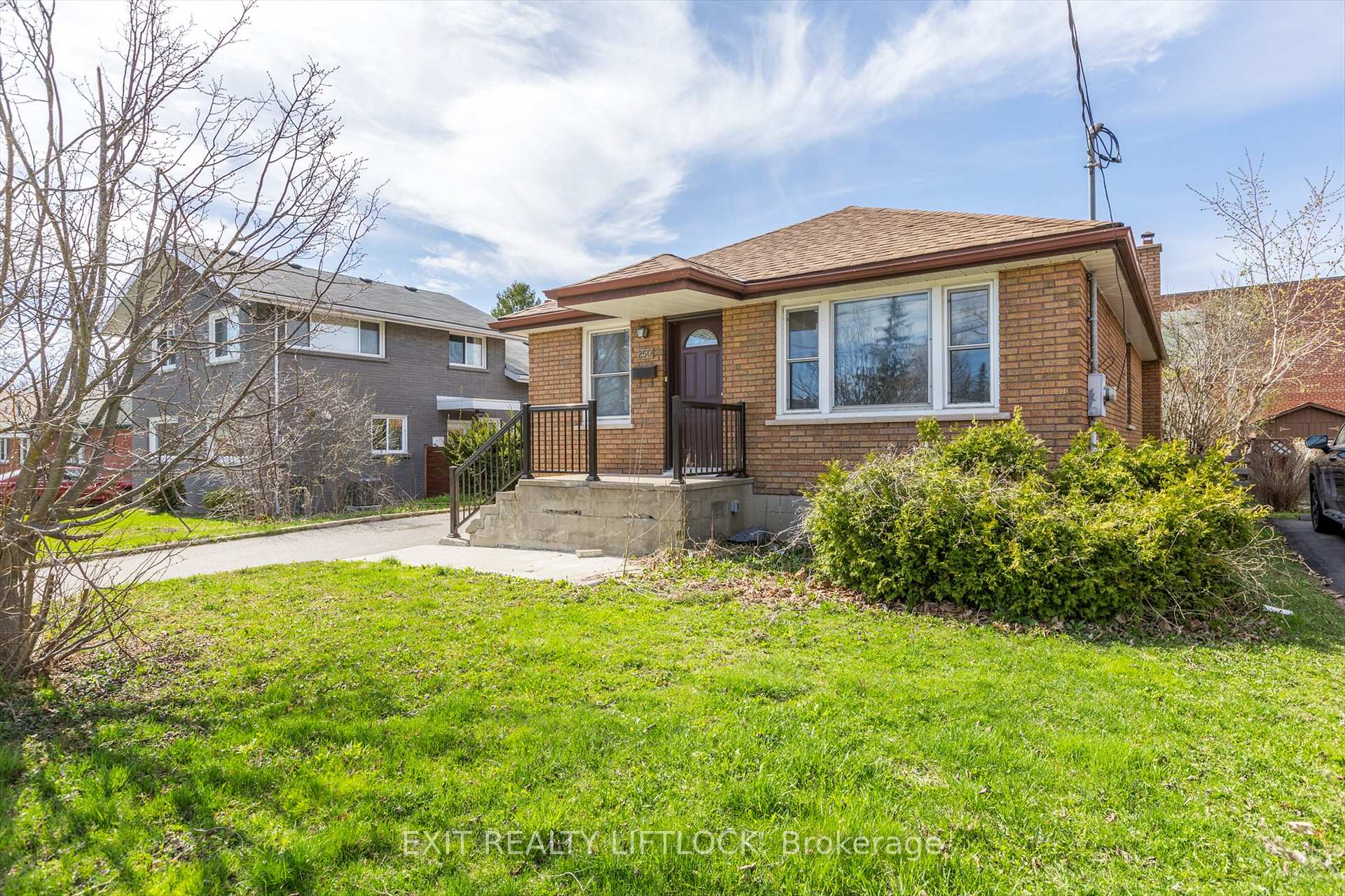 Photo 41 of 250 Bellevue Street, Peterborough, Northcrest Ward 5 — HOMEH