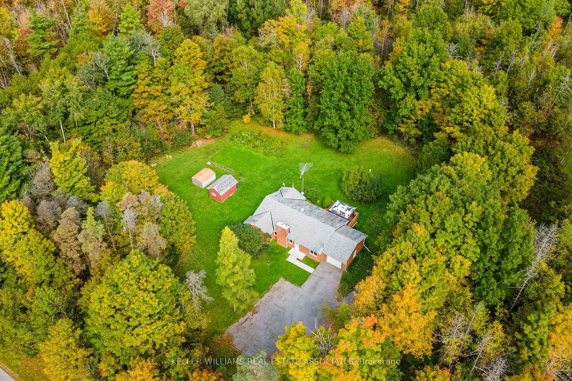Photo 5 of 11065 Sixth Line Nassagaweya, Milton, Rural Nassagaweya — HOMEH