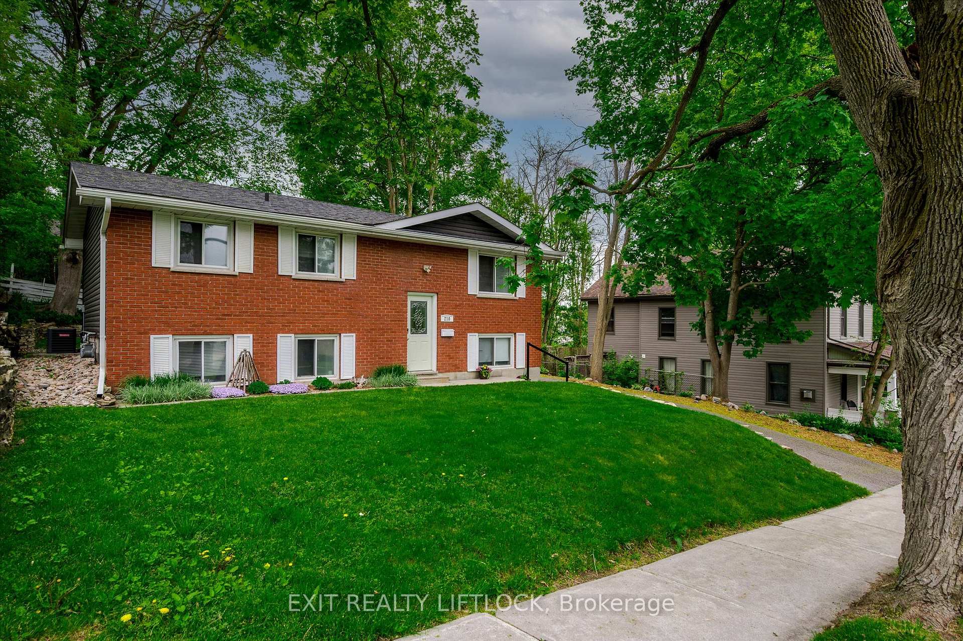 Photo 1 of 210 Antrim Street, Peterborough, Town Ward 3 — HOMEH