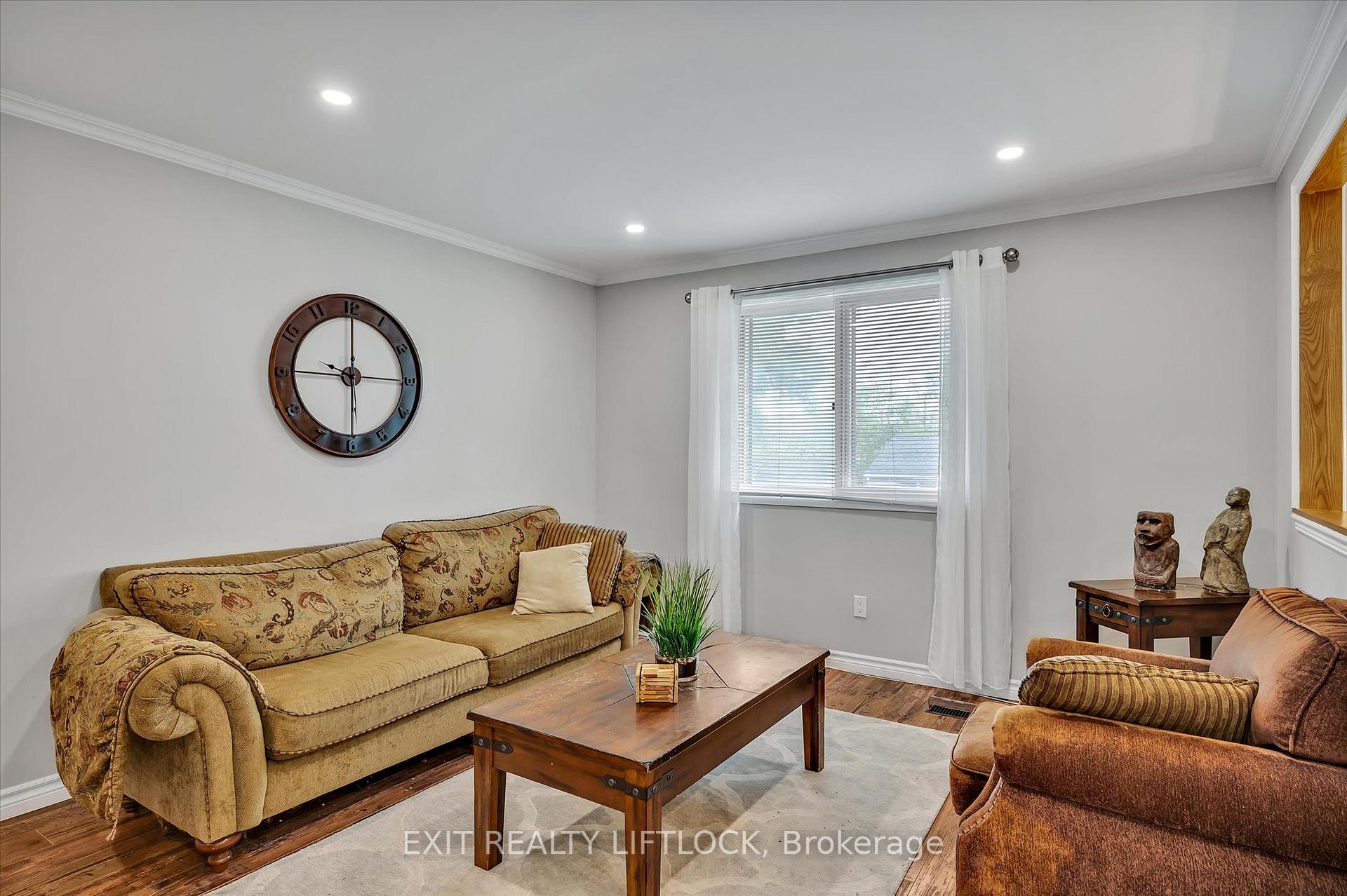 Photo 11 of 210 Antrim Street, Peterborough, Town Ward 3 — HOMEH