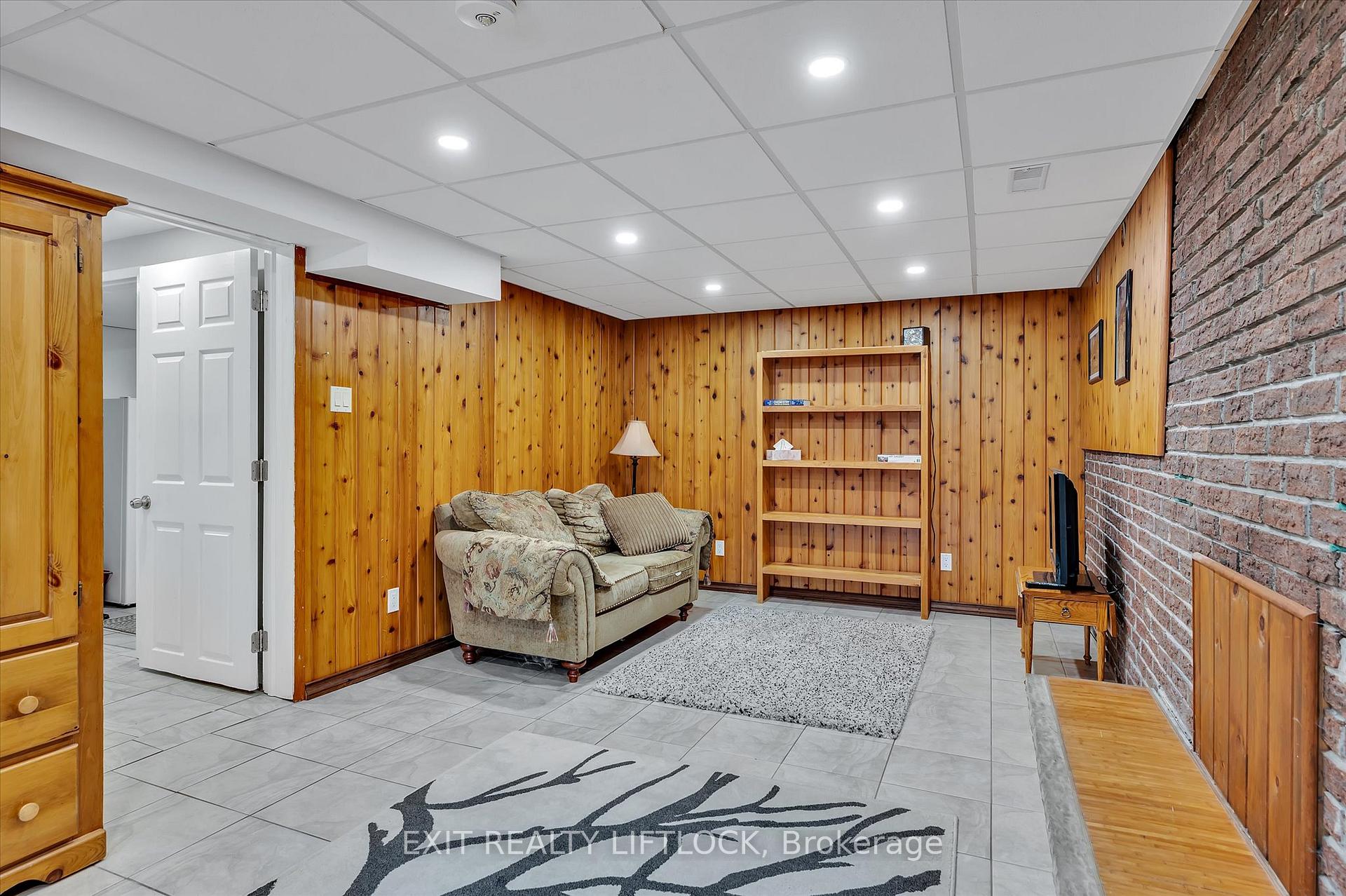 Photo 24 of 210 Antrim Street, Peterborough, Town Ward 3 — HOMEH
