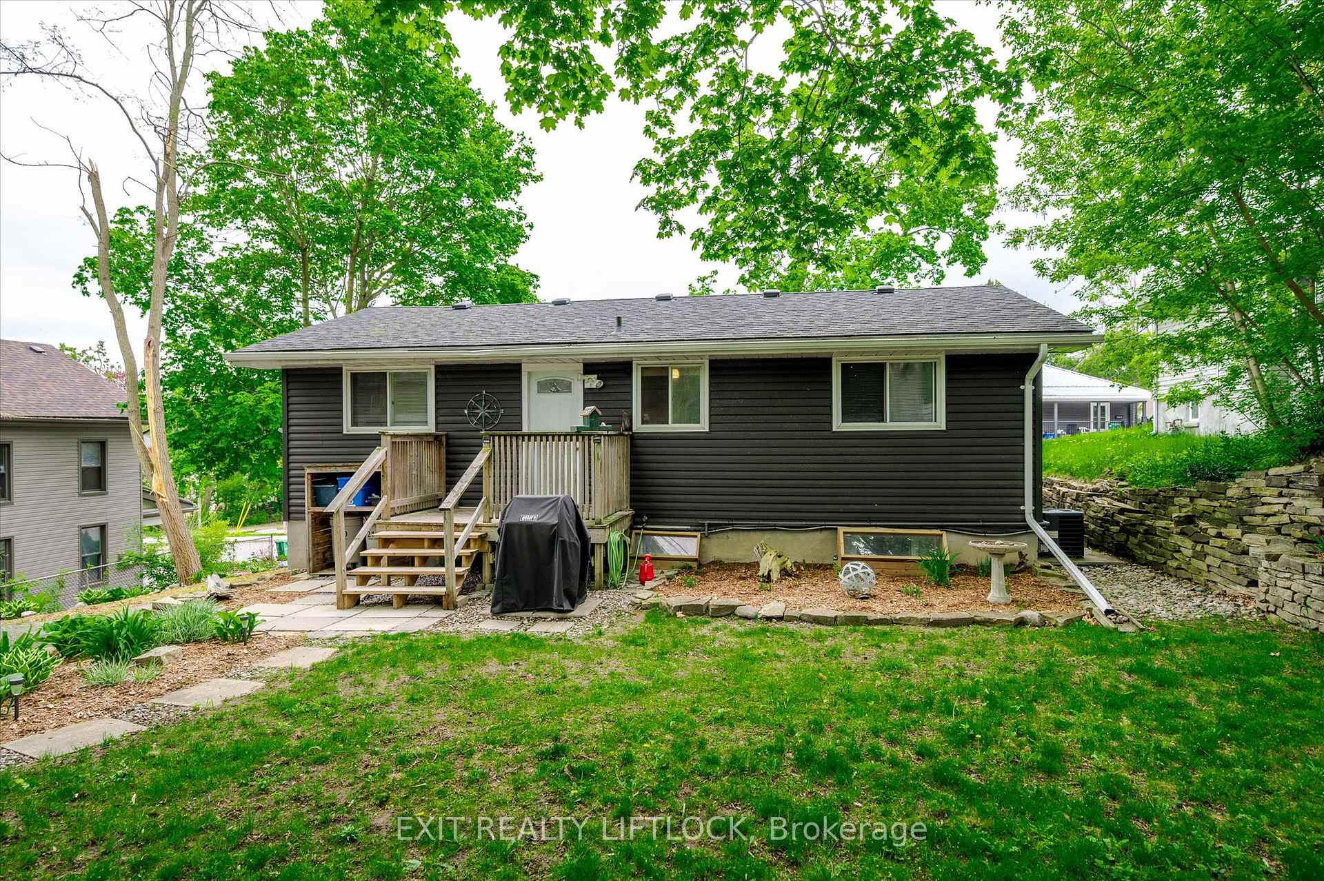Photo 40 of 210 Antrim Street, Peterborough, Town Ward 3 — HOMEH