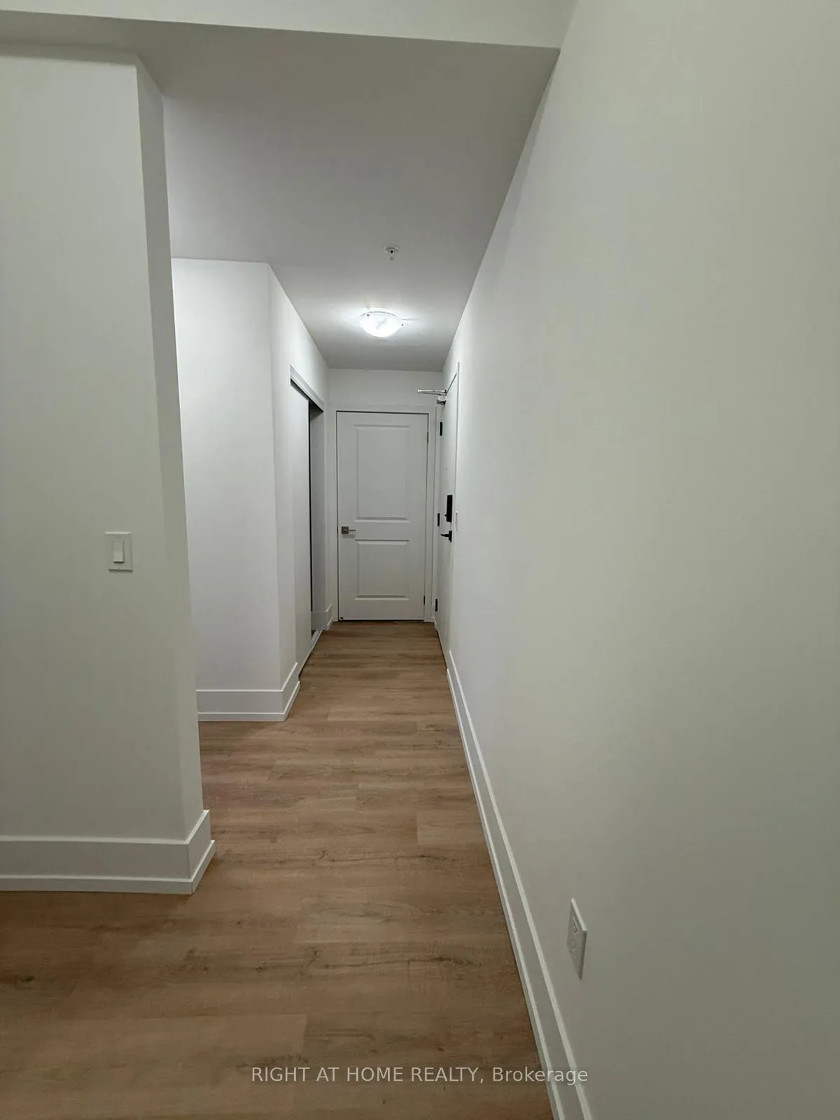 Photo 5 of Unit 710, 206 King Street W, Hamilton, Central — HOMEH