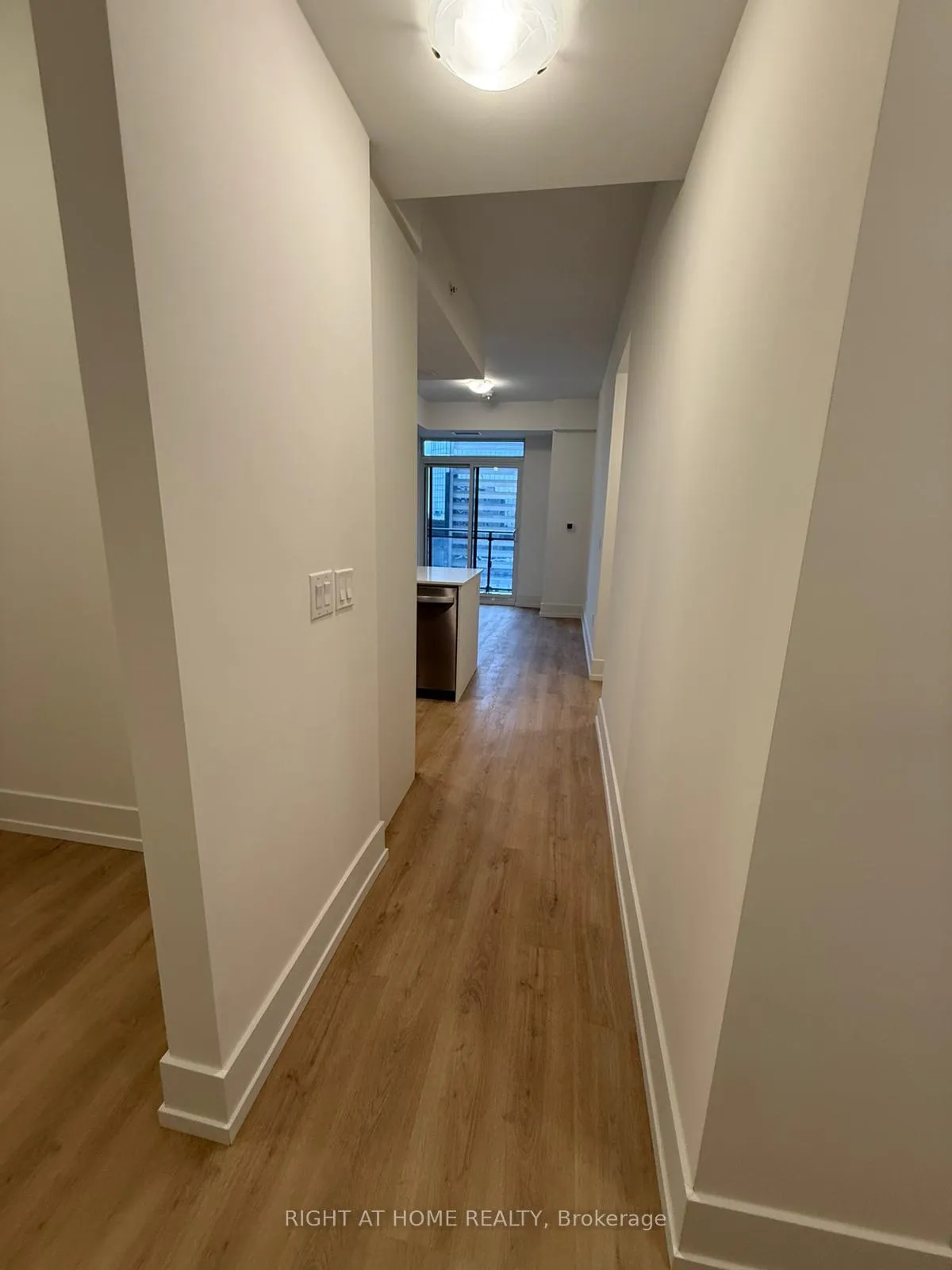 Photo 6 of Unit 710, 206 King Street W, Hamilton, Central — HOMEH