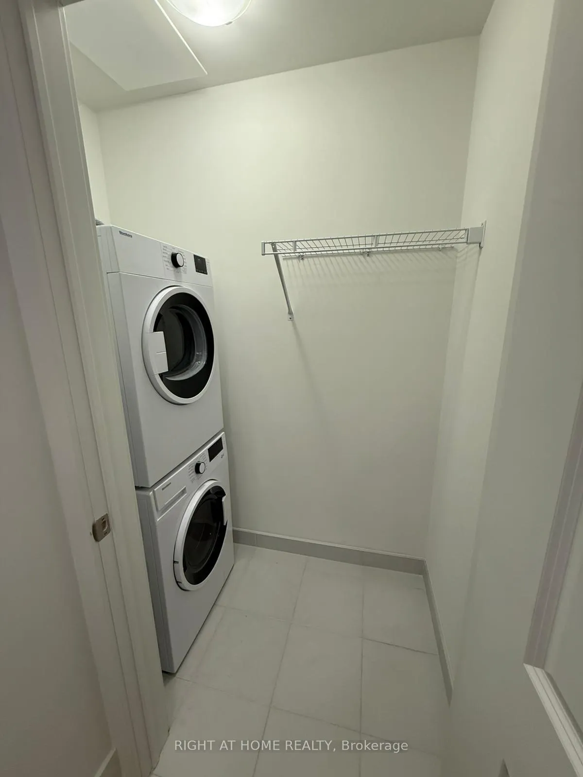 Photo 7 of Unit 710, 206 King Street W, Hamilton, Central — HOMEH